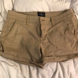Size 4 AEO midi khaki shorts